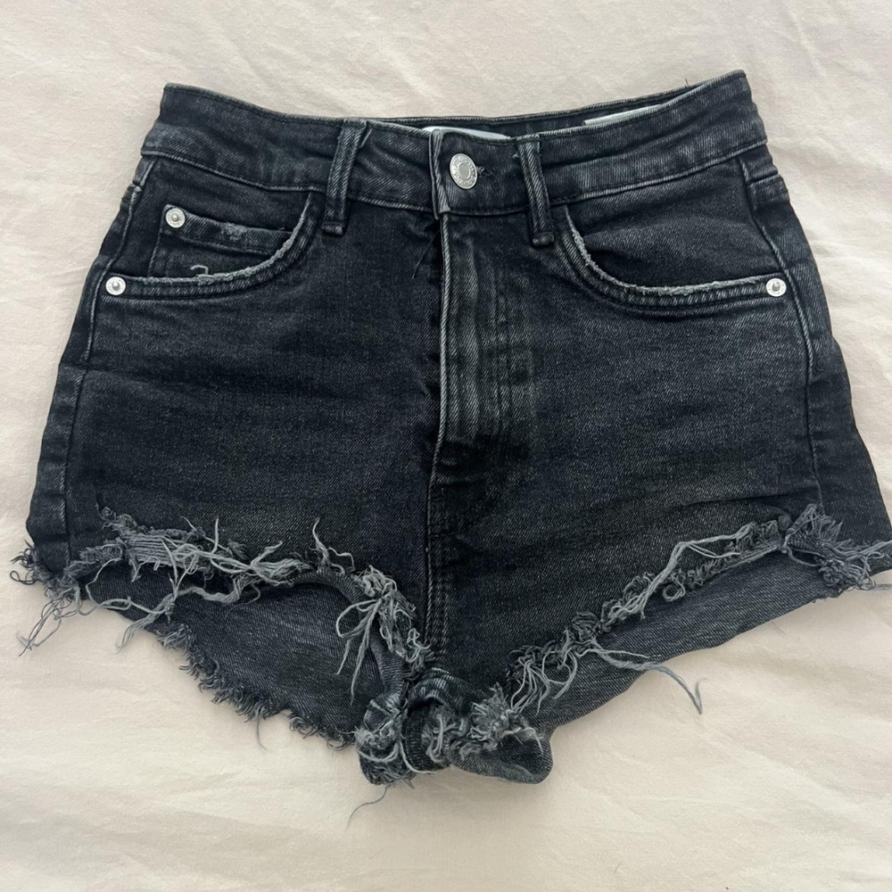 Zara Black Shorts